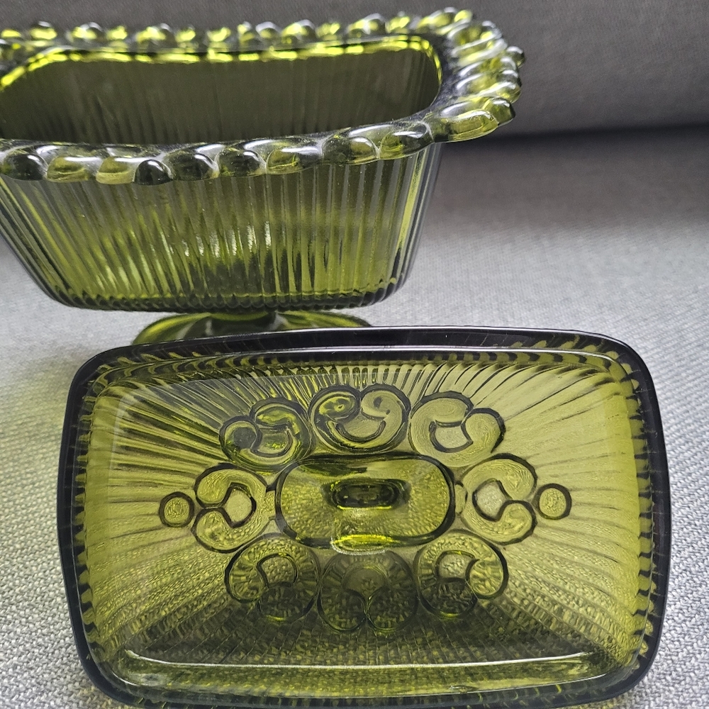Vintage Indiana glass pedestal candy dish - Picture 2 of 5